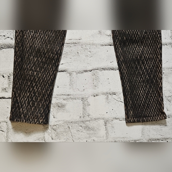 True Religion Halle Snakeskin Skinny Jeans Brown Black Stretch Size 26 - Picture 7 of 13